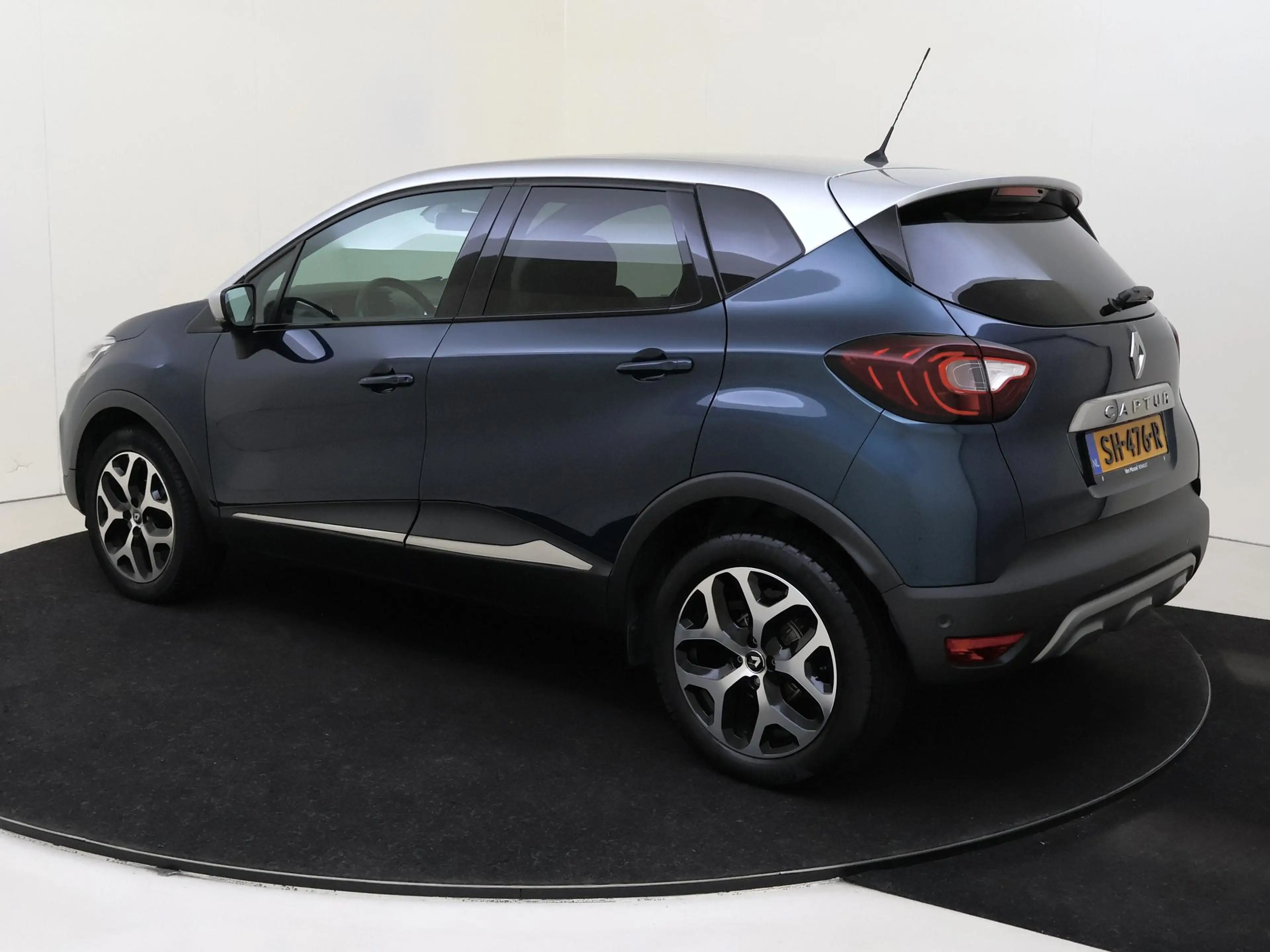 Renault Captur 0.9 TCe Intens | LM velgen | parkeersensoren | nav — photo 3