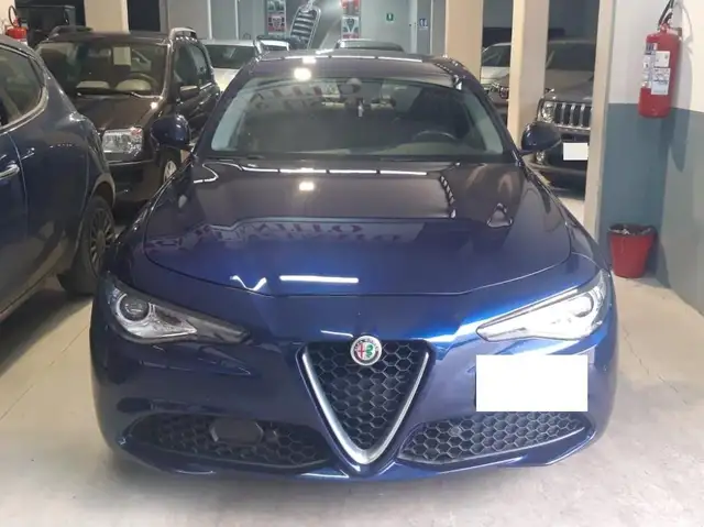 Alfa Romeo Giulia Giulia 2.2 t Business Sport Launch E. 180cv auto