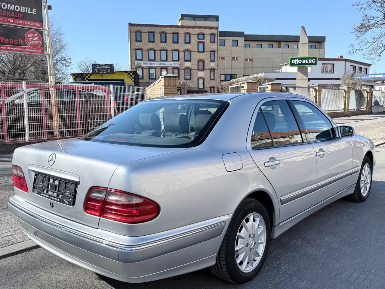 Mercedes-Benz E 220 CDI ELEGANCE +AUTOMATIK+SCHECKHEFT+, foto 8