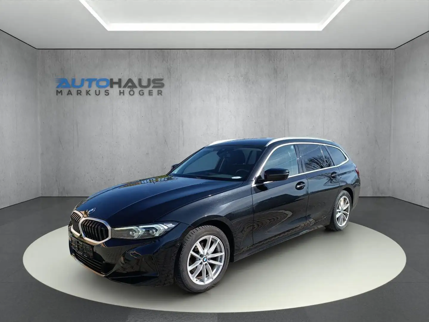 BMW 318 2.0 Diesel Touring Automatik + NAVI + SITZH + PARK Schwarz - 1