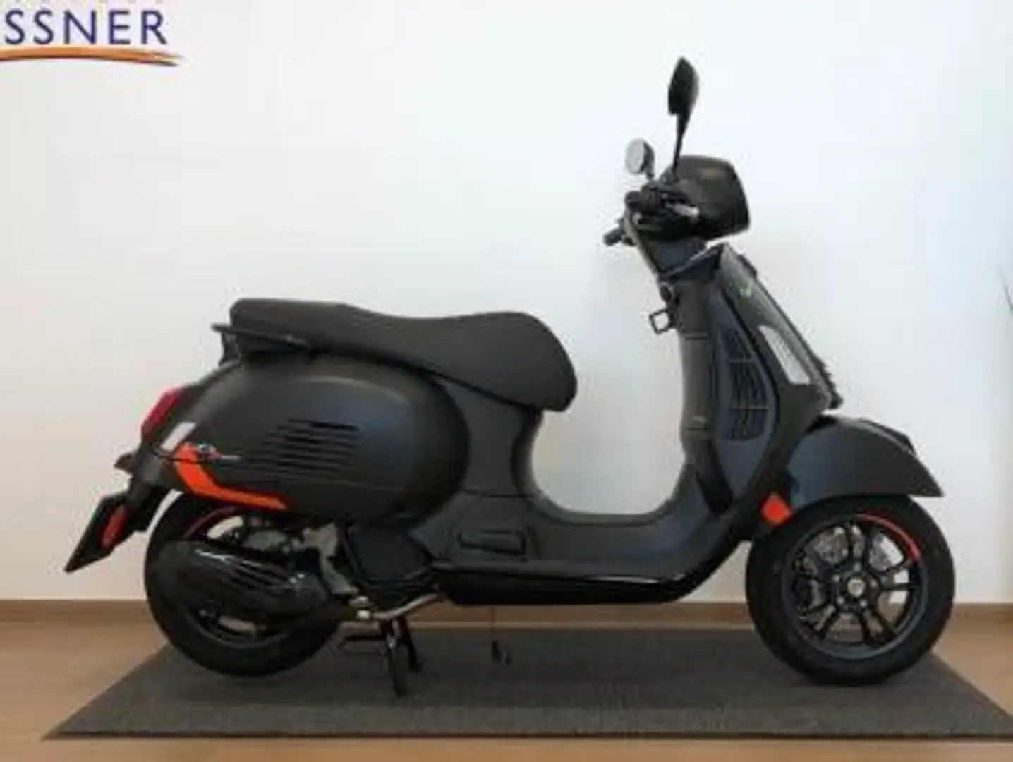 Vespa GTS Super 125 125 Super Sport inkl. 300,- Zubehörgutschein Schwarz - 1