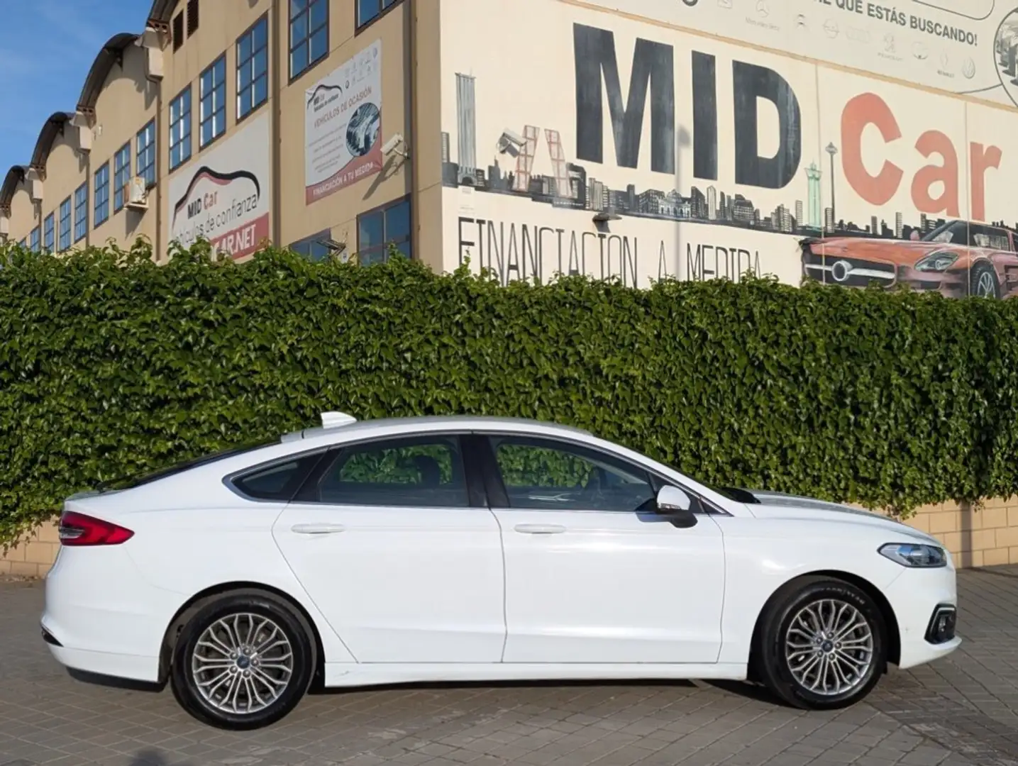 Ford Mondeo 2.0TDCI Titanium 150 Blanco - 2
