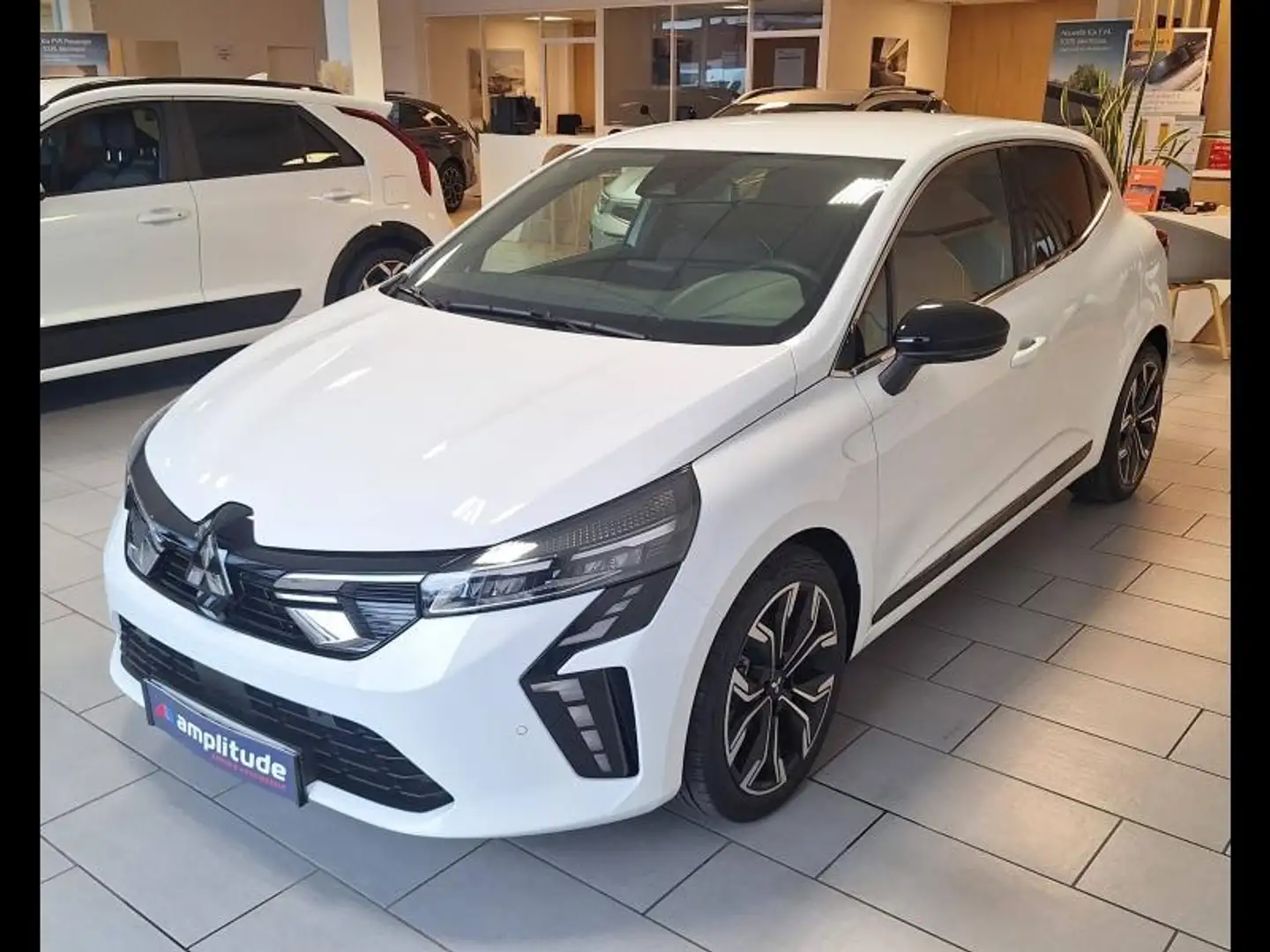 Mitsubishi Colt 1.0 MPI-T 91ch Intense 2025 Weiß - 1