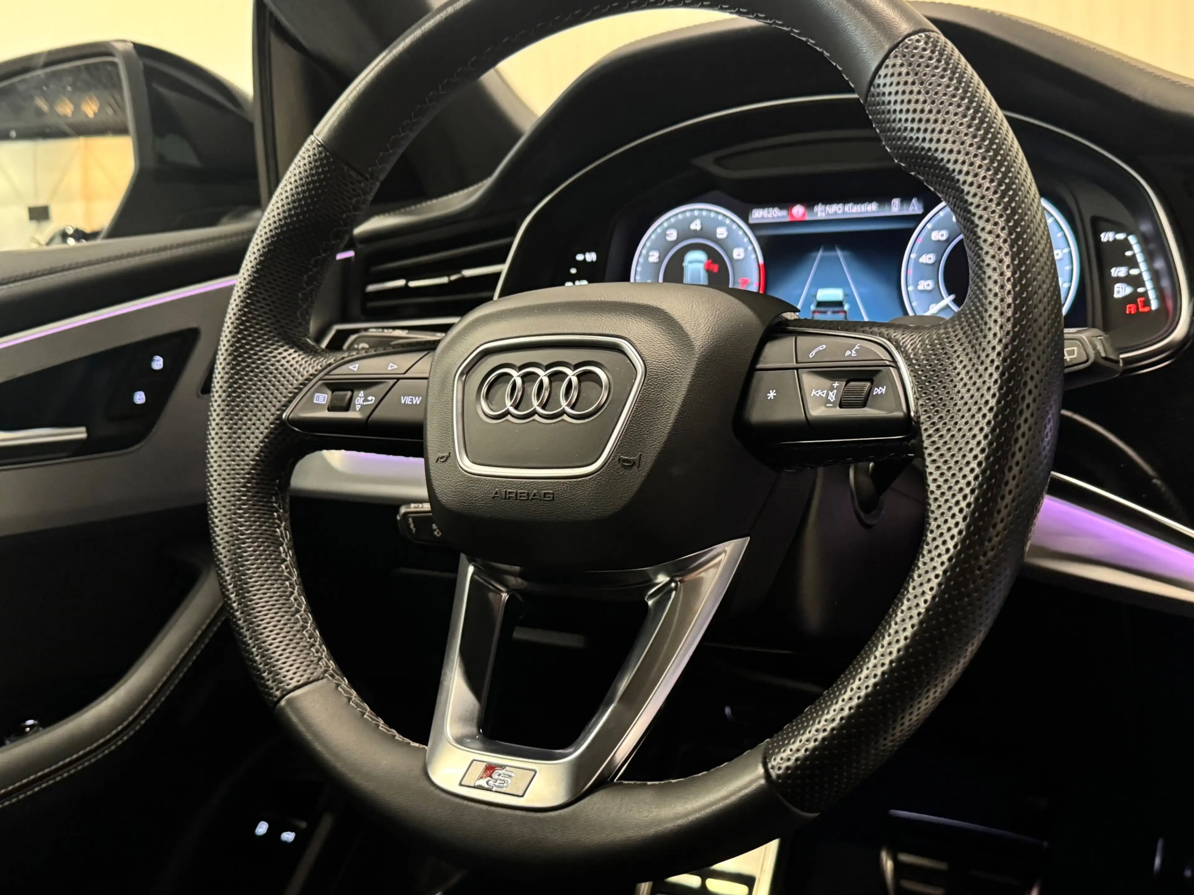 Audi Q8 60 TFSI e quattro Competition | INCL BTW | 360 CAM — photo 20
