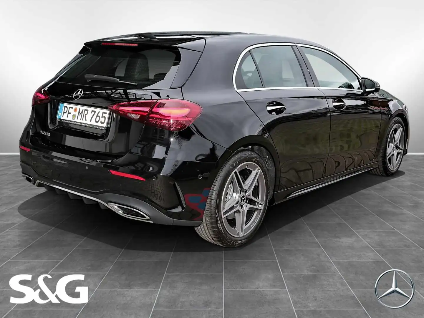 Mercedes-Benz A 200 AMG MBUX+RüKam+LED+Pano+Distronic+Sitzheiz Noir - 2