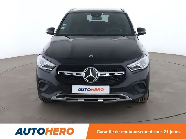 Mercedes-Benz Gla view 9