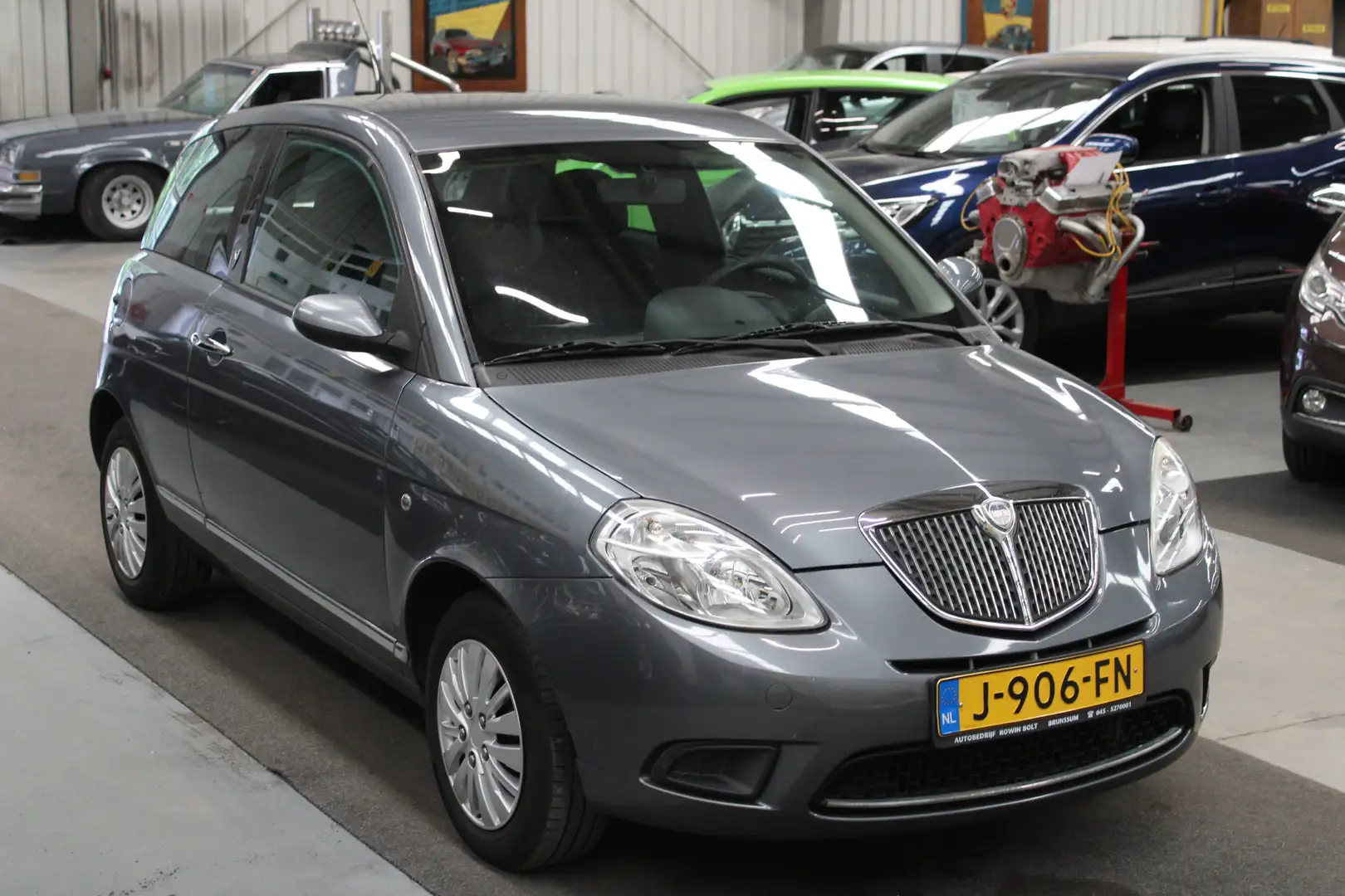 Lancia Ypsilon 1.4 Oro Airco, Stuurbekrachtiging Grijs - 2