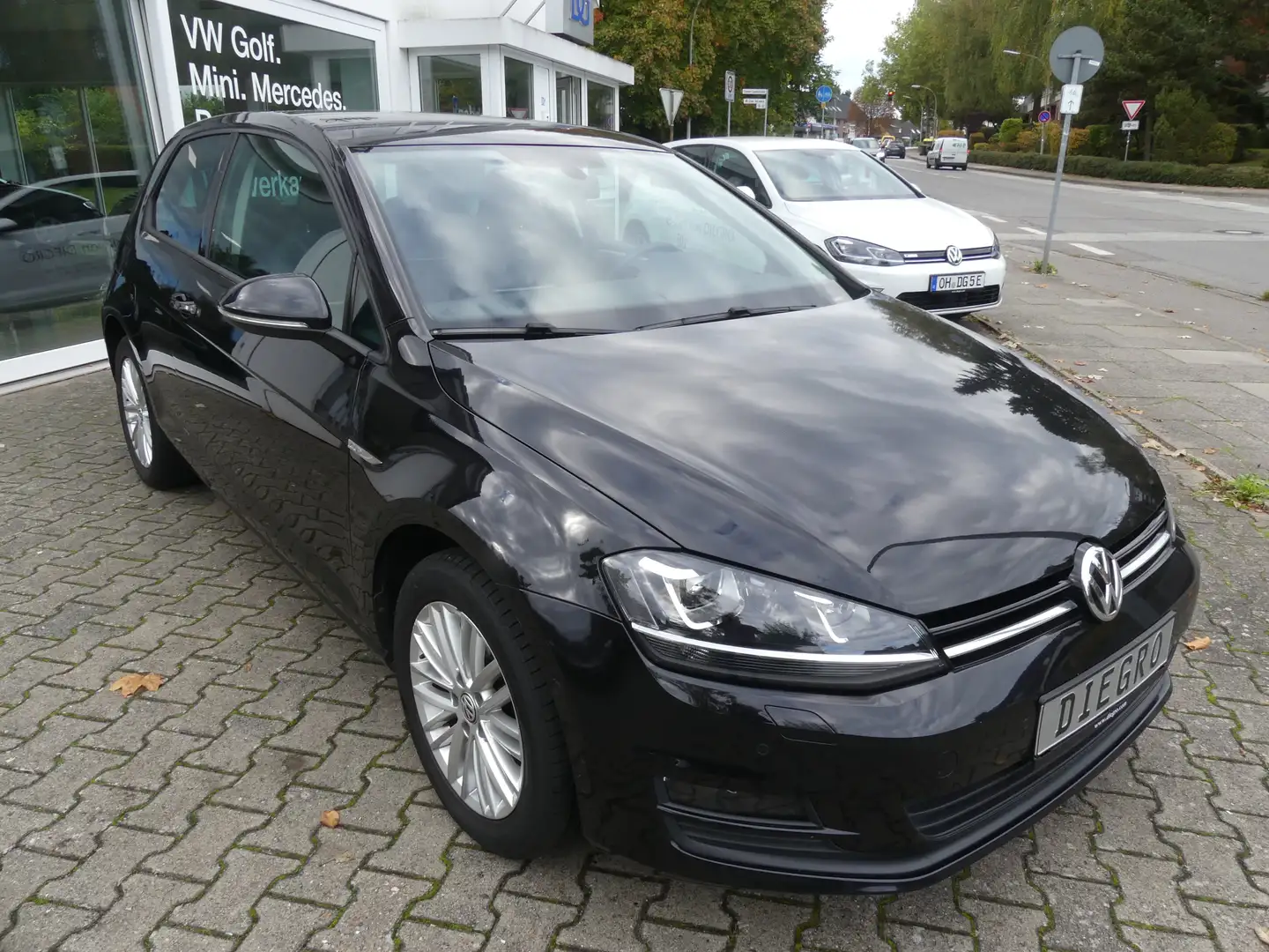Volkswagen Golf VII 2.0 TDI * 5-türig * R-Line * gepflegt Gris - 1