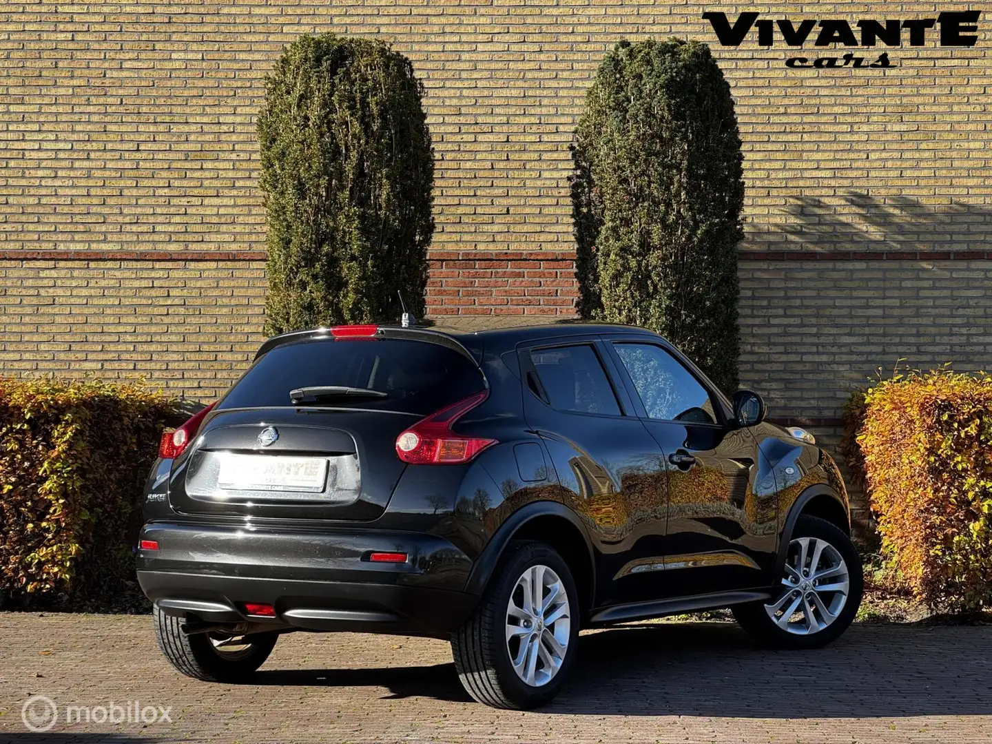 Nissan Juke 1.6 Acenta Camera*Clima*Navi*Cruise Noir - 2
