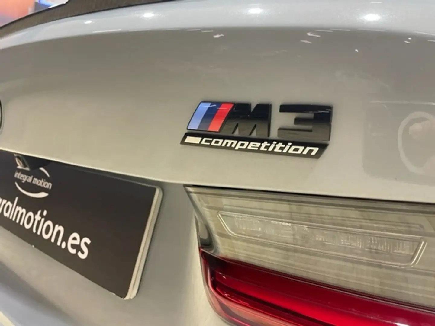BMW M3 Competition Gris - 2