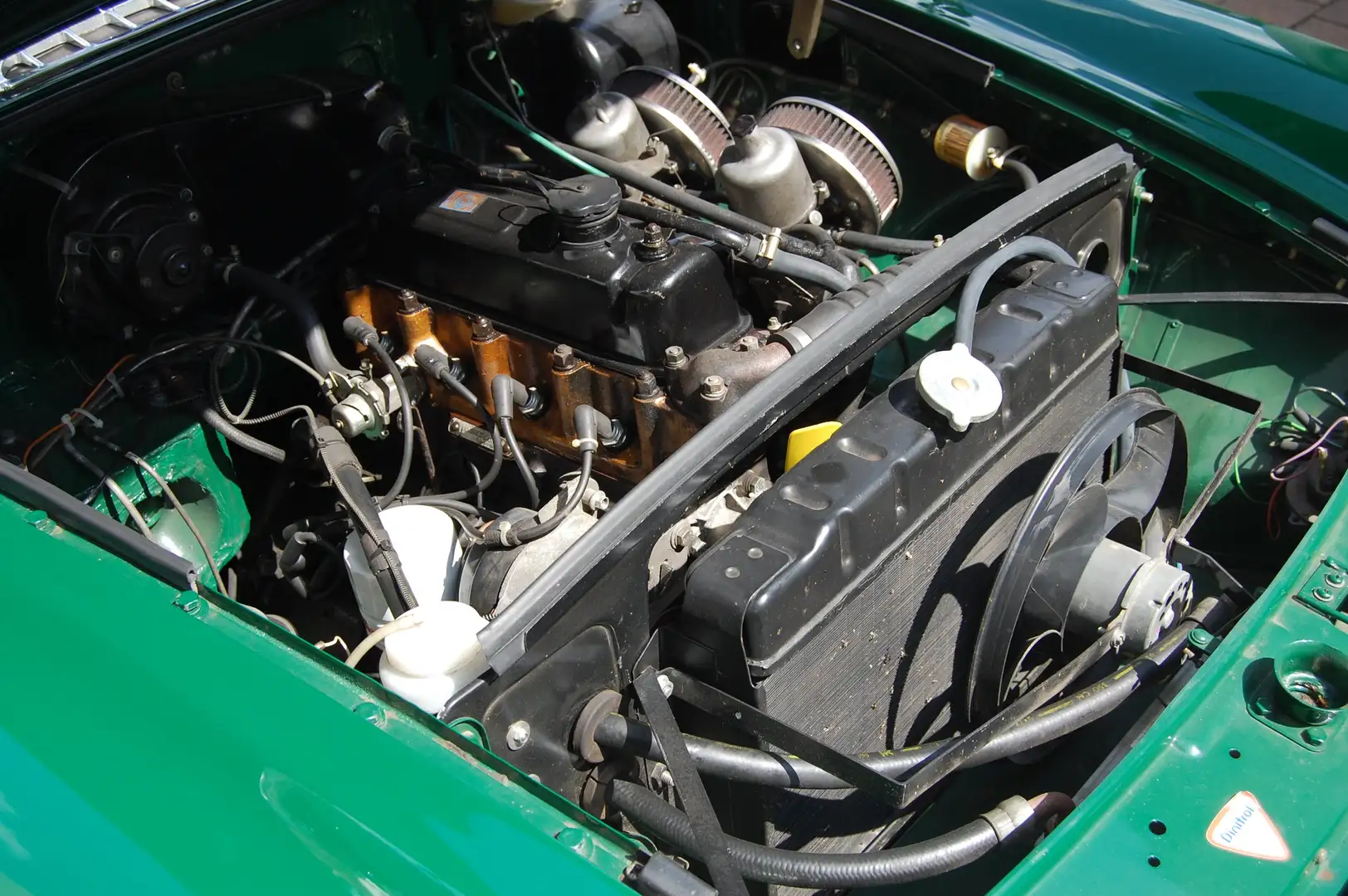 MG MGB GT Grün - 2