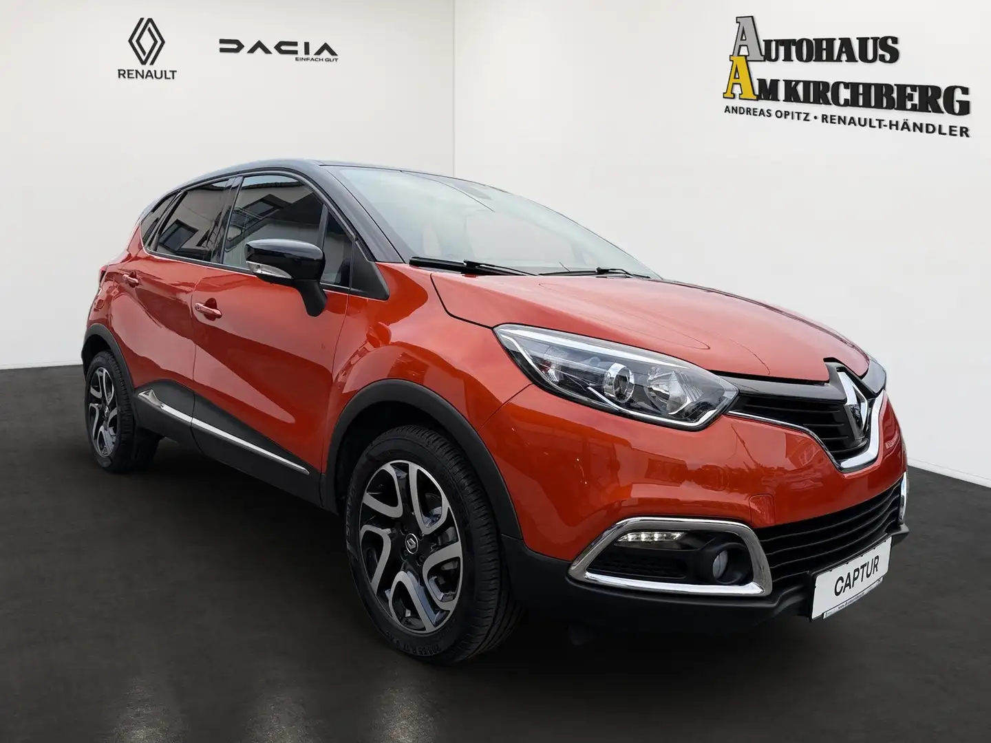 Renault Captur Intens Orange - 2