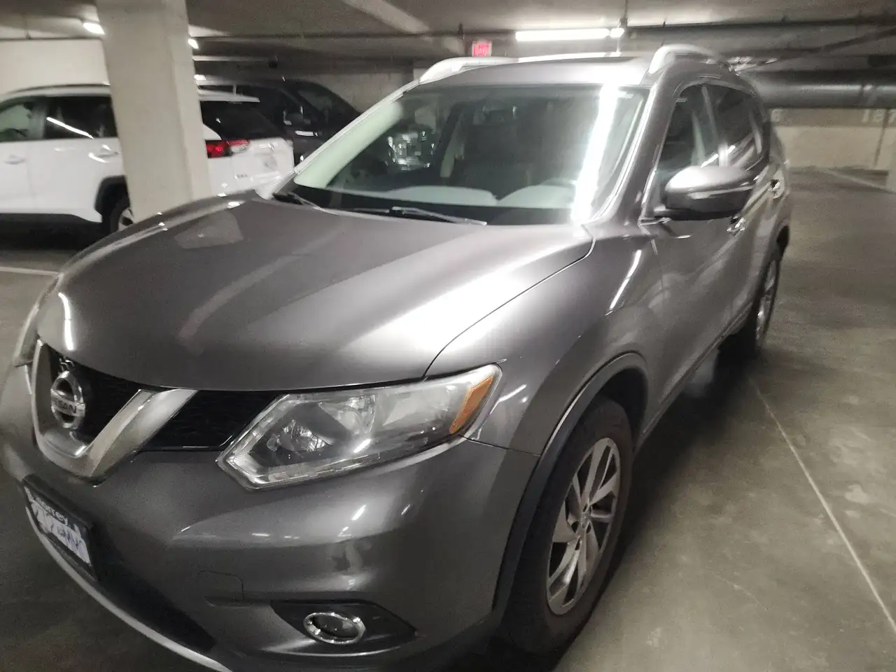 Nissan Rogue снимка Nissan Rogue