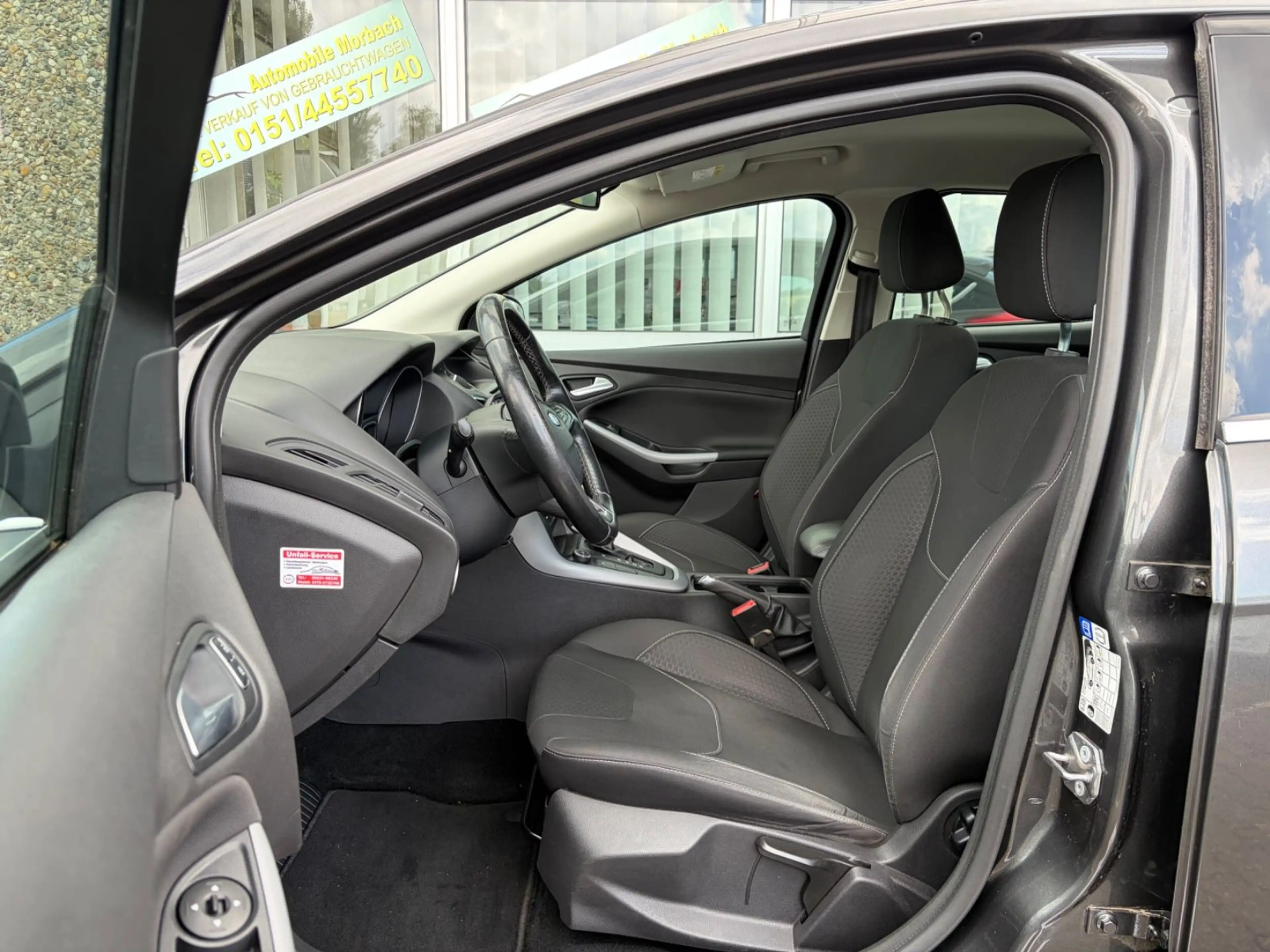 Ford Focus Sport 1.5*KLIMAA-*AHK*MFL*GARANTIE*TÜV*ALU — photo 14