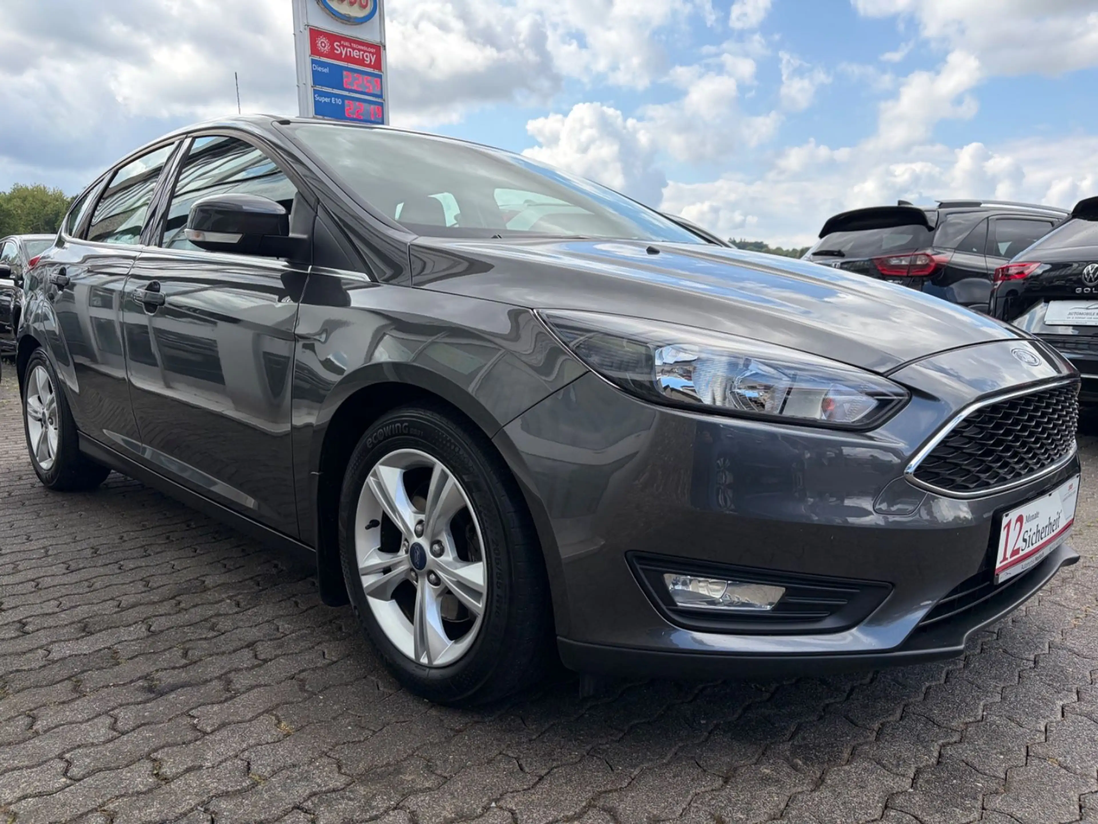 Ford Focus Sport 1.5*KLIMAA-*AHK*MFL*GARANTIE*TÜV*ALU