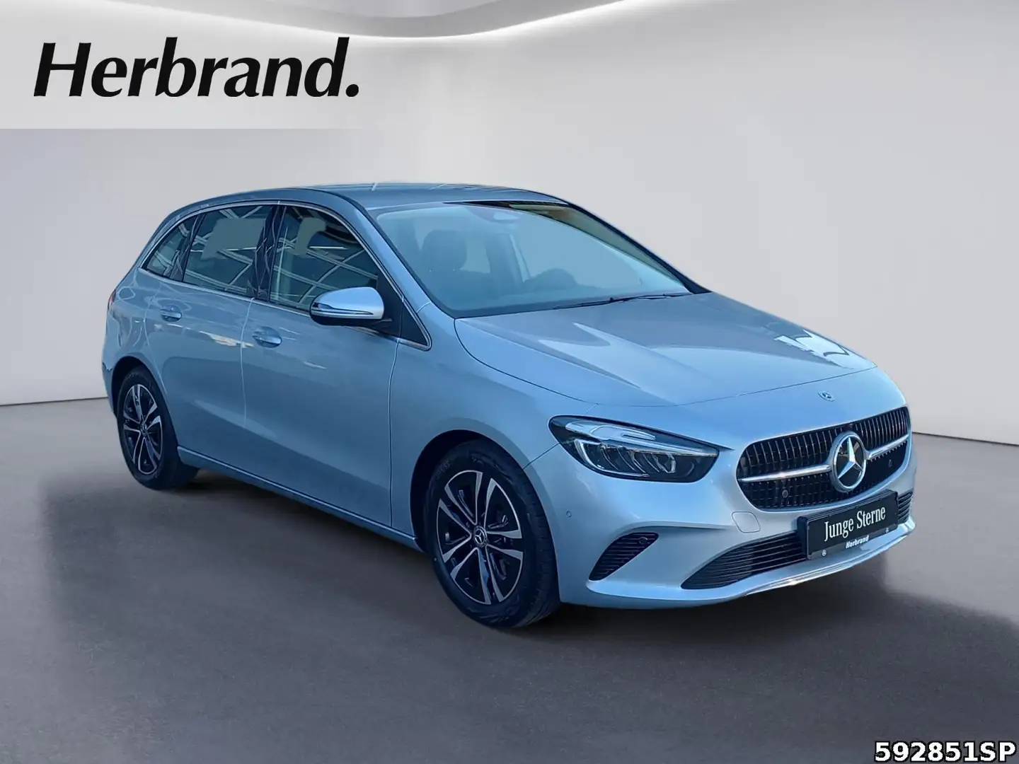 Mercedes-Benz B 180 Progressive AHK Distronic LED CarPlay RFK Silber - 2