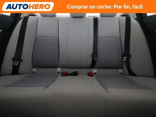 Mercedes-Benz C-Class view 16