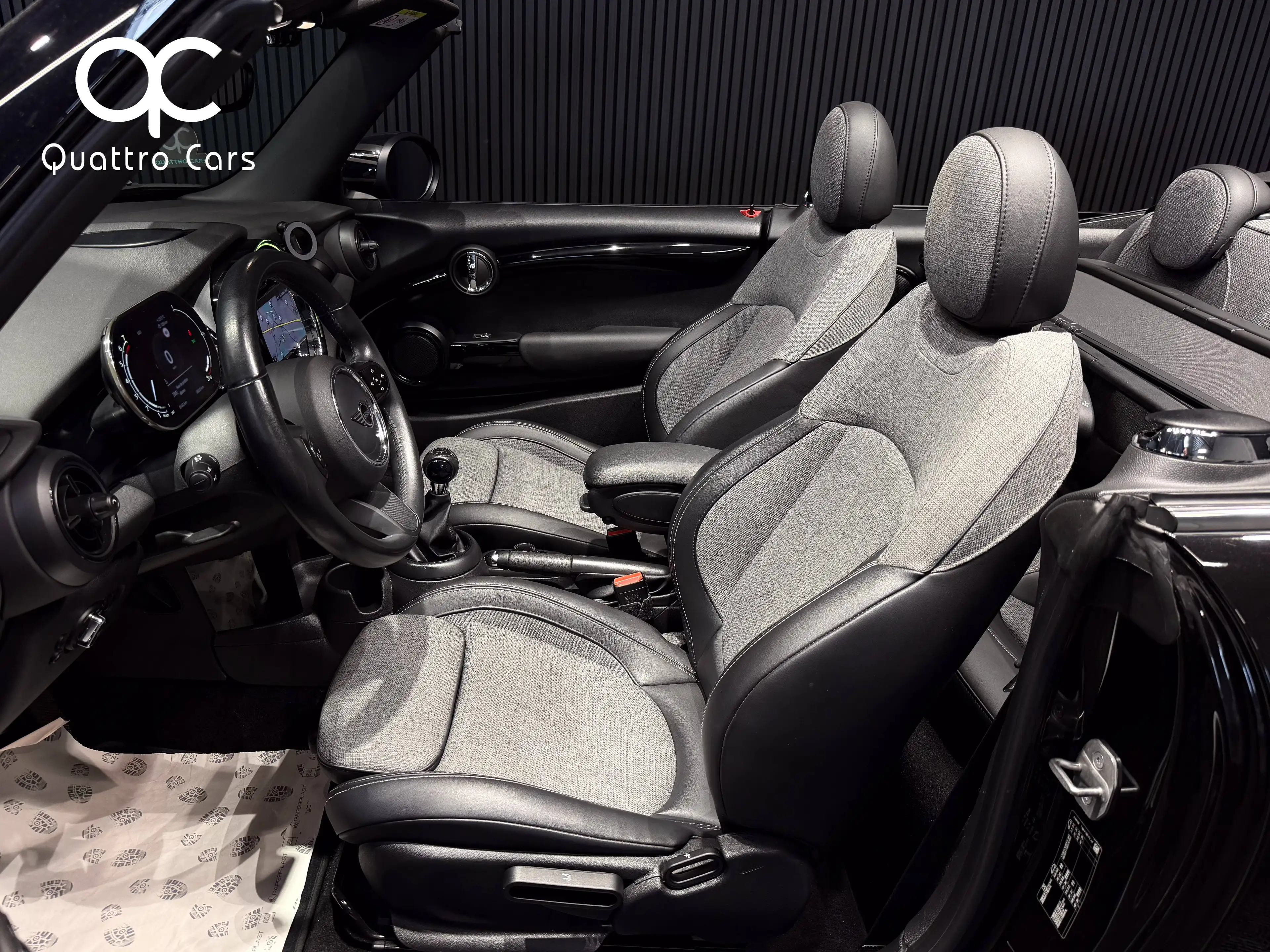 MINI Cooper Cabrio Garantie 2 ans 699€ / 1.5i / Super look / Car play / Camera / Sièges chauffants — photo 10