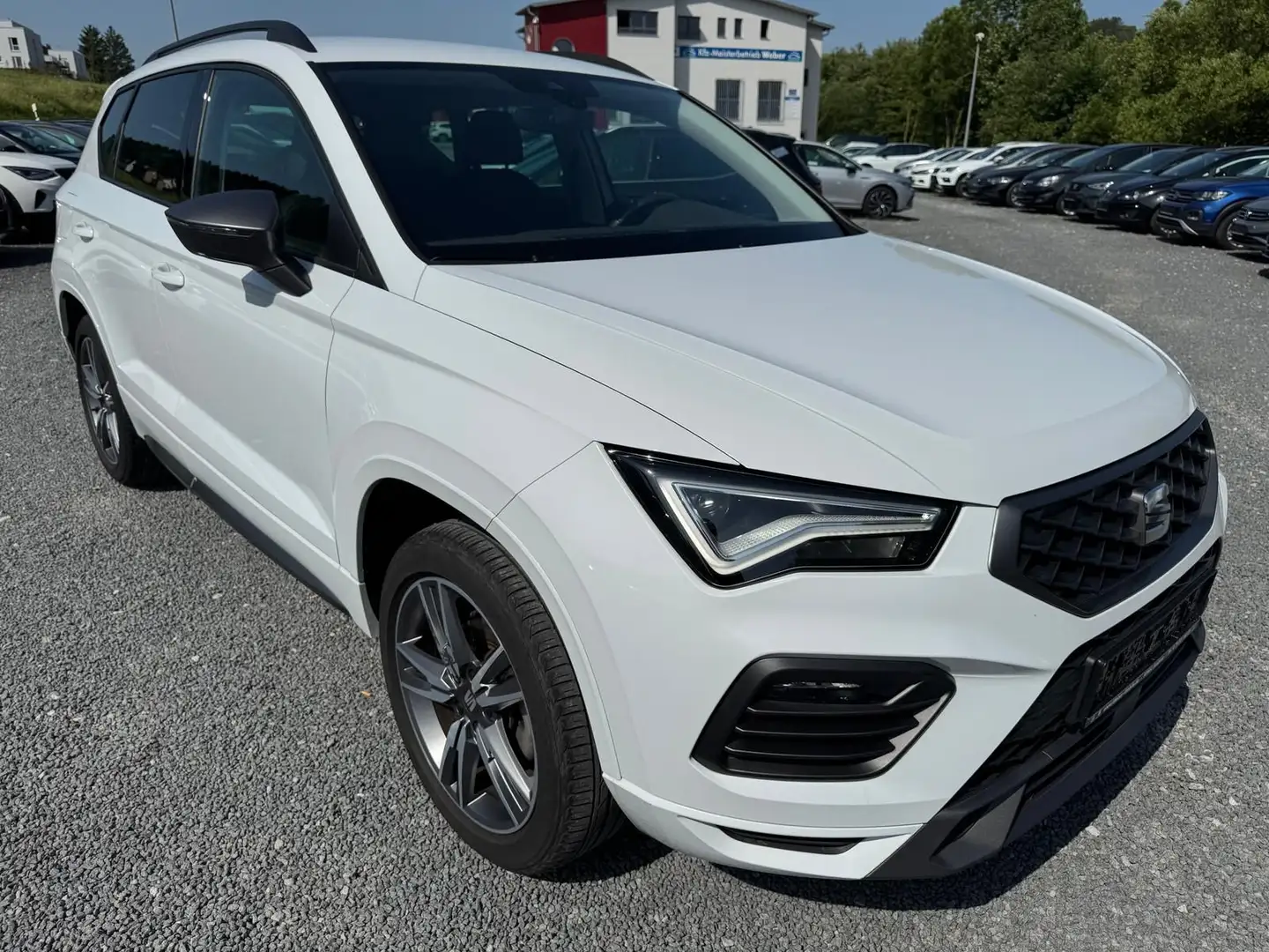 SEAT Ateca 1.5 TSI *DSG*FR*PDCHI*NAVI*ACC*DAB*LIGHT-A Weiß - 1