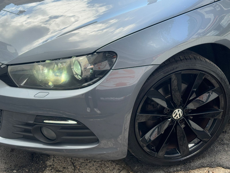 Volkswagen Scirocco 2.0 TSI*XENON*PANO*NAVI*PDC*SZHG*LEDER* — photo 3