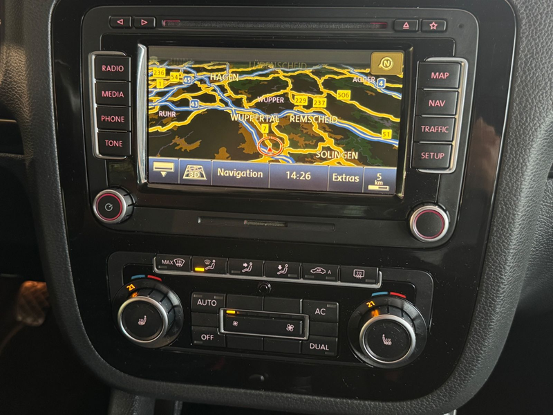 Volkswagen Scirocco 2.0 TSI*XENON*PANO*NAVI*PDC*SZHG*LEDER* — photo 14