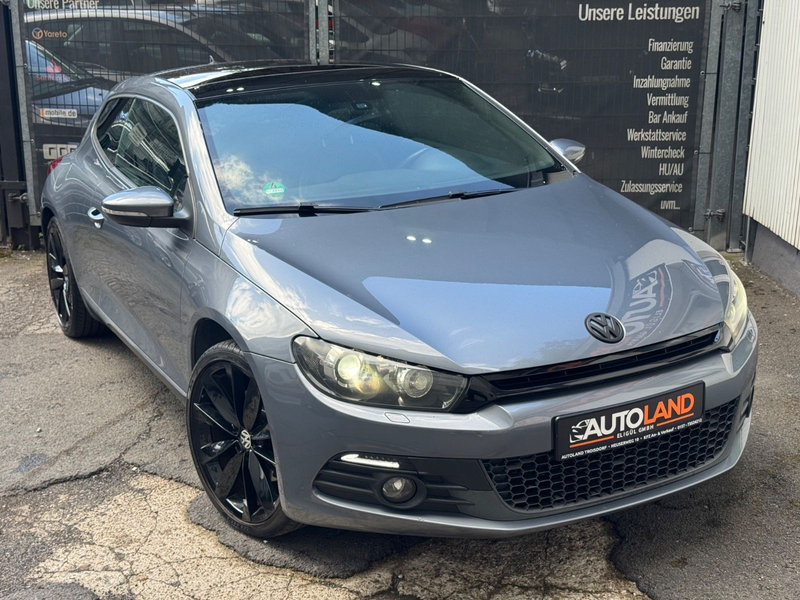 Volkswagen Scirocco 2.0 TSI*XENON*PANO*NAVI*PDC*SZHG*LEDER*