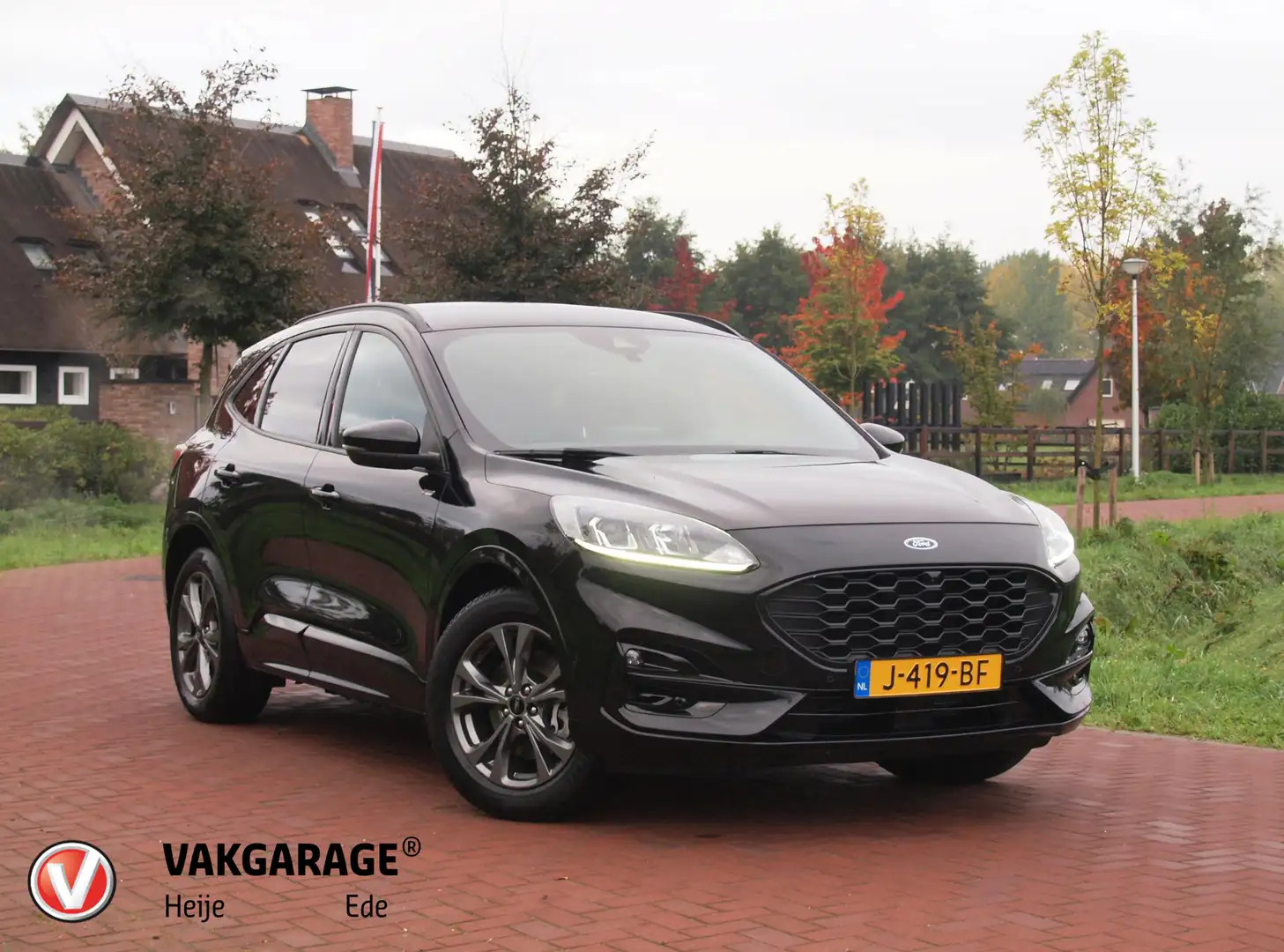 Ford Kuga 2.5 PHEV ST-Line | Camera | Cruise Control | Trekh Schwarz - 1