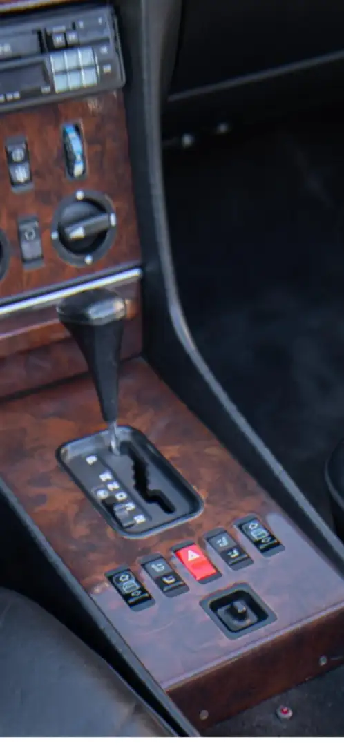 Mercedes-Benz SL 300 R107 - 2