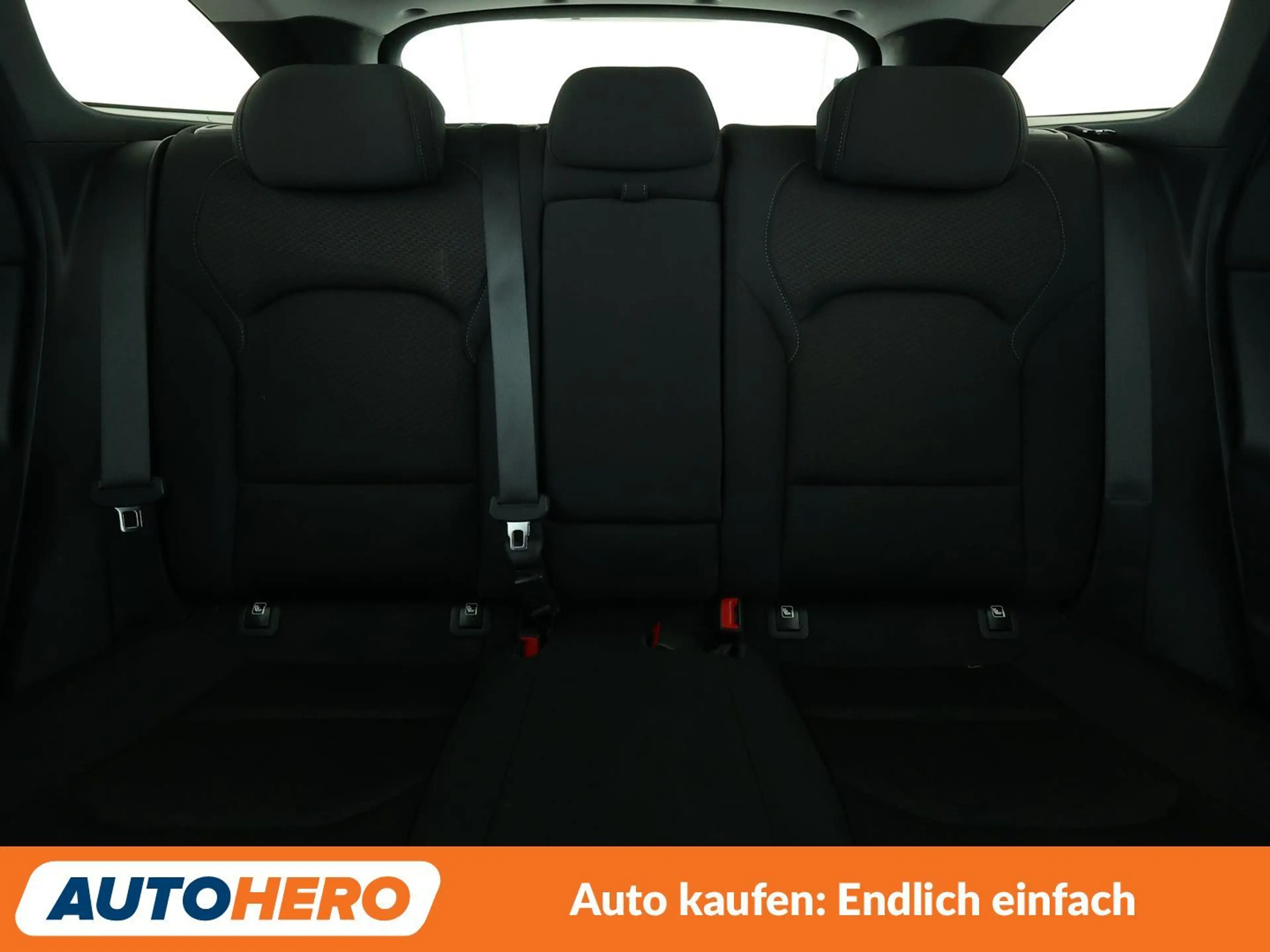 Hyundai i30 1.4 YES!*NAVI*SPUR*CAM*PDC*SHZ*KLIMA* — photo 15
