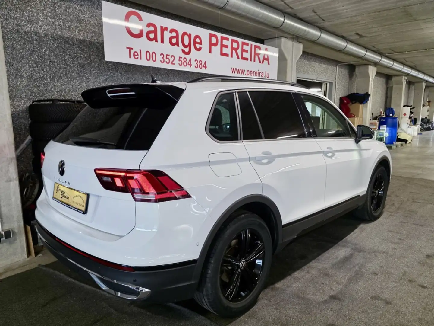 Volkswagen Tiguan 1.5 TSI 150 URBAN SPORT VIRTUAL HEAD UP HARMAN KAR Weiß - 2