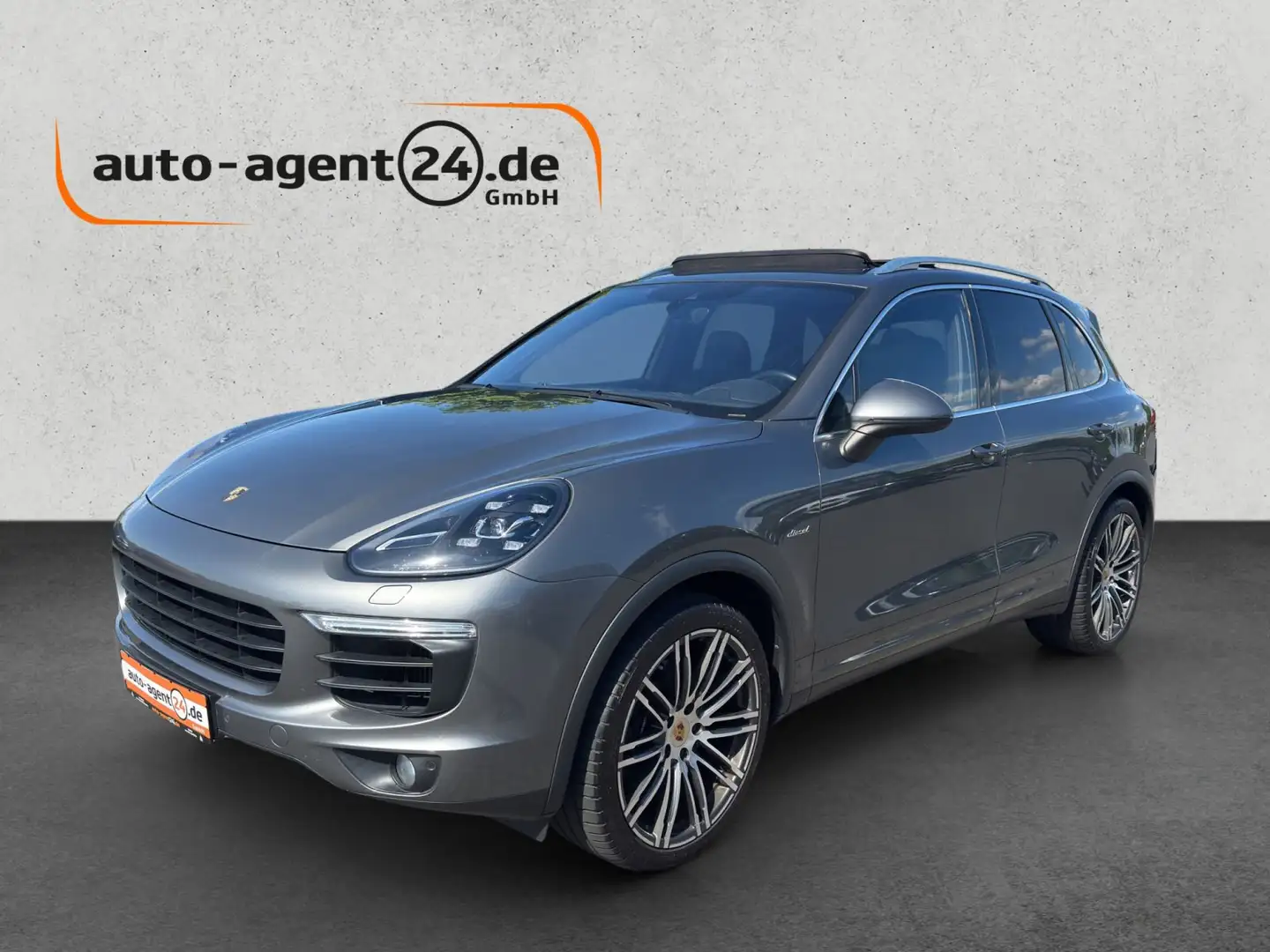 Porsche Cayenne /LED/Pano/Luft/StHzg/Bose/Sitzlüft./AHK Grau - 2