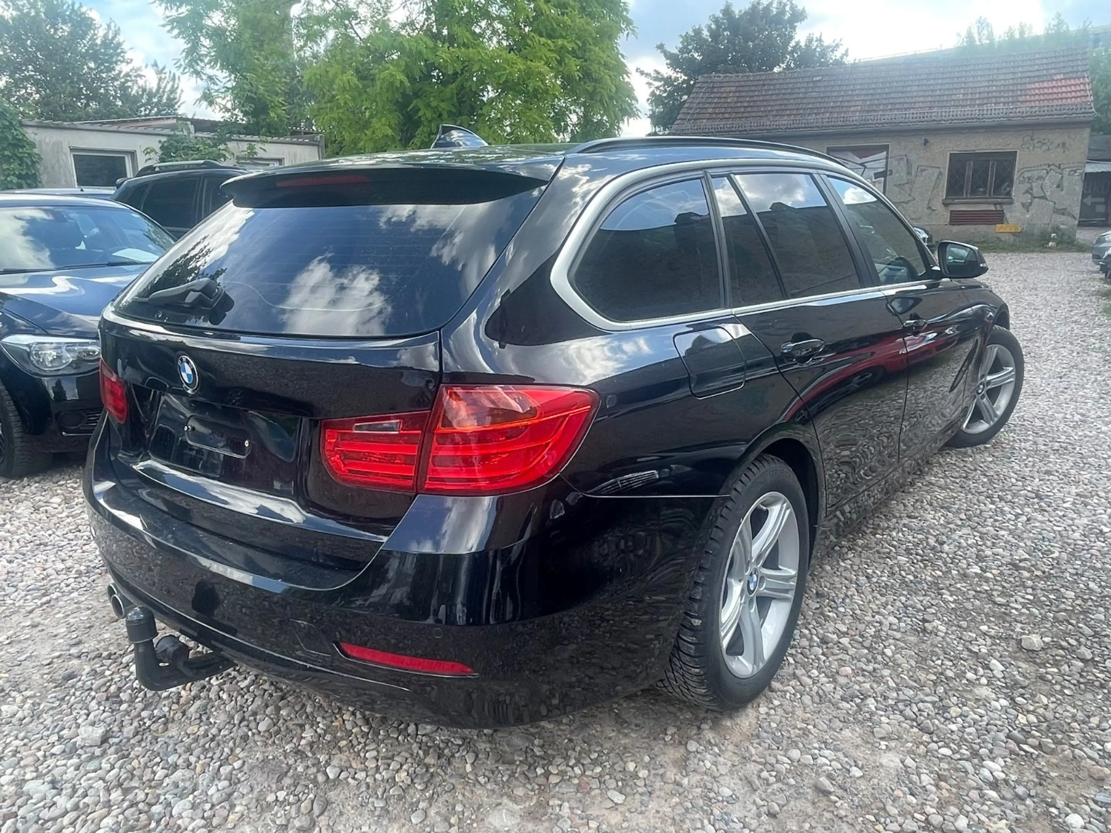 BMW 325 3 Touring 325 d — photo 4