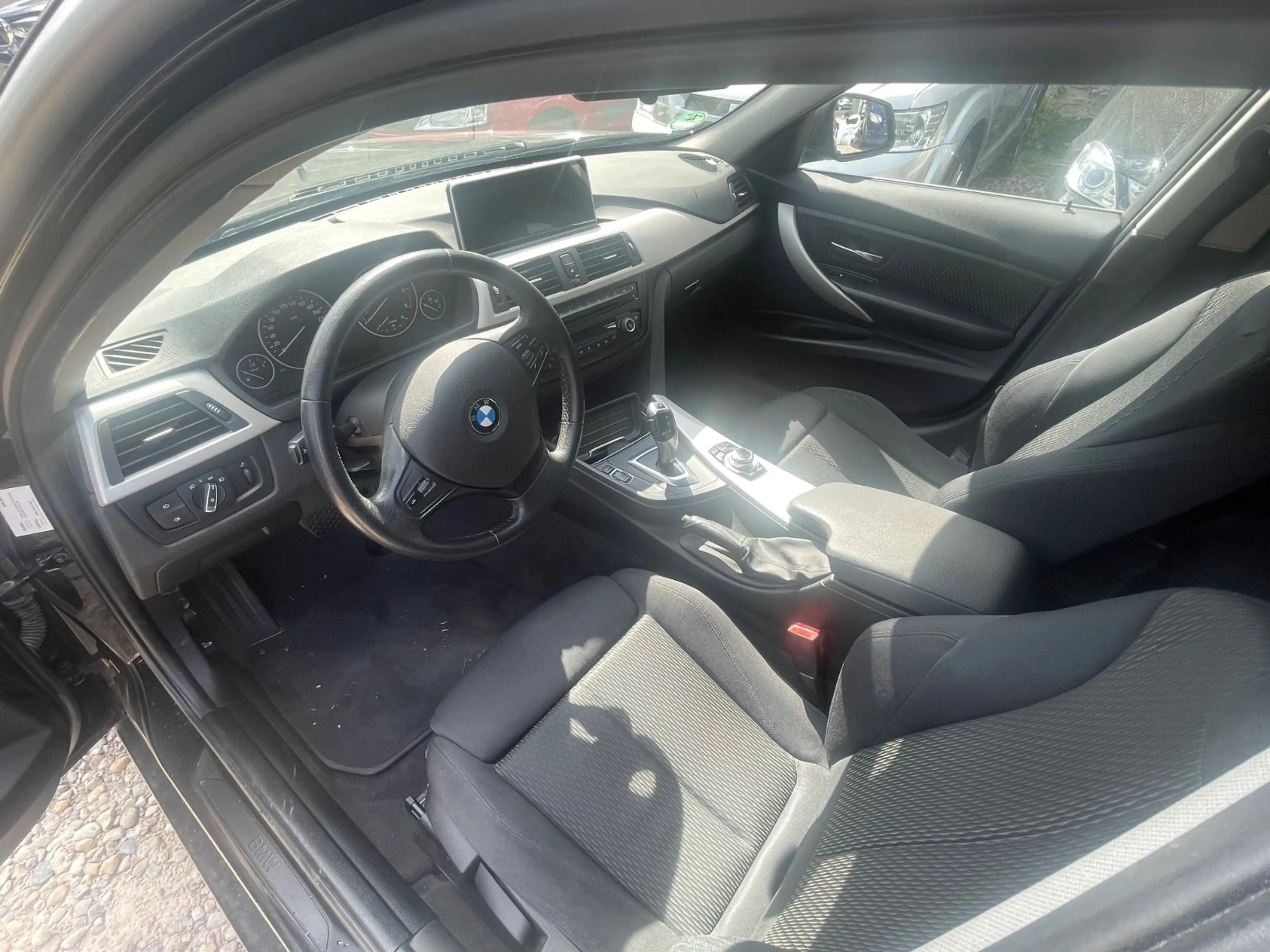 BMW 325 3 Touring 325 d — photo 11
