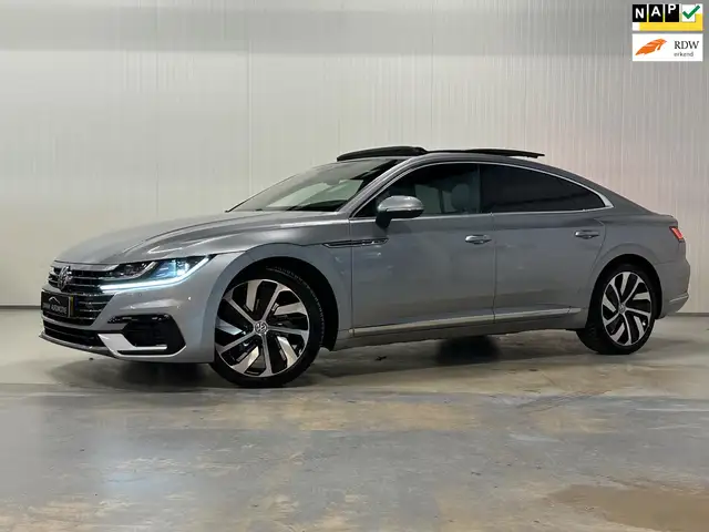 Volkswagen Arteon 1.5 TSI Business R | NAP | PANO | 3x R-LINE | AMBI