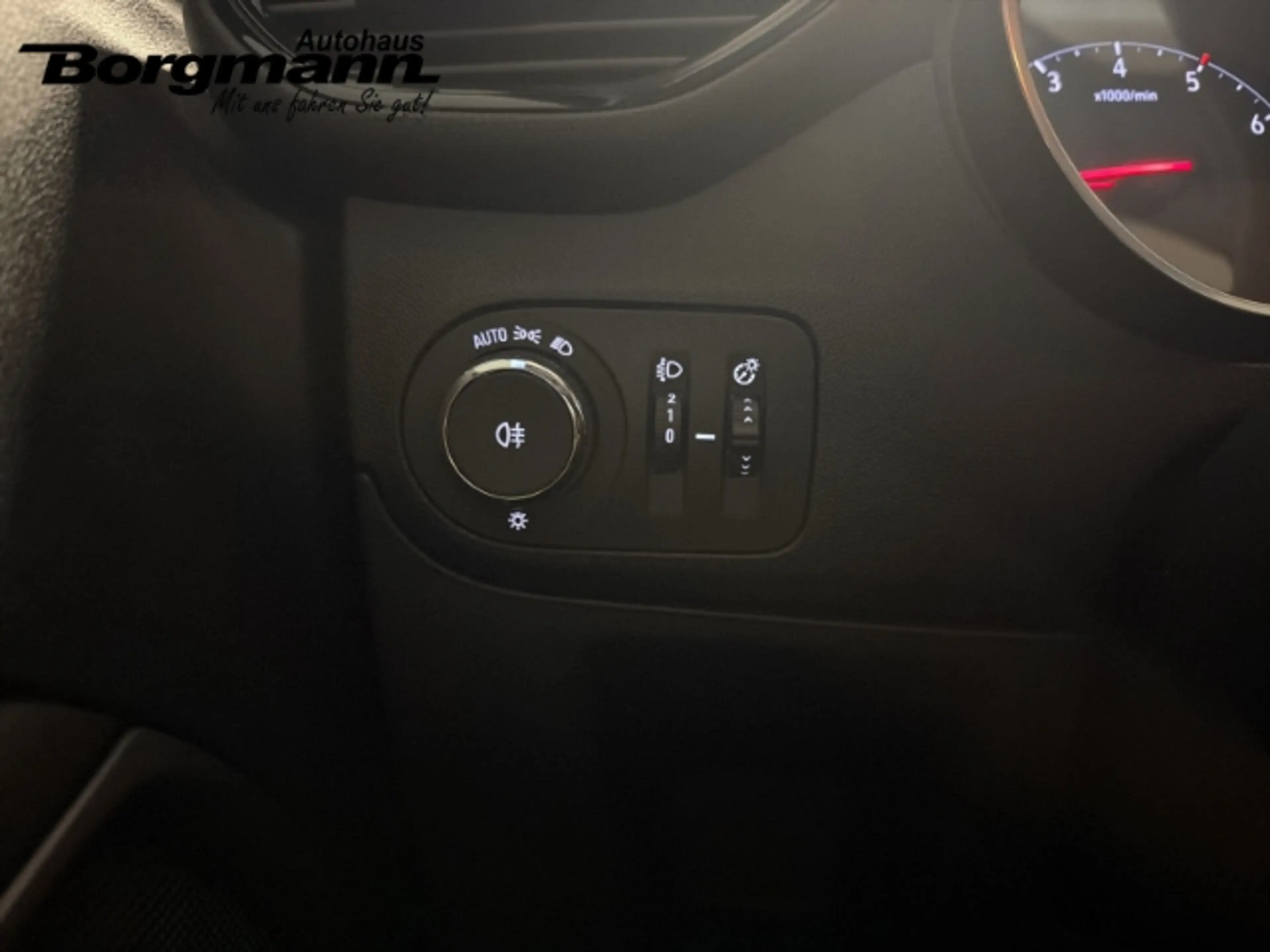 Opel Crossland 1.2 Enjoy LED - Navigation - Apple Carplay — photo 15