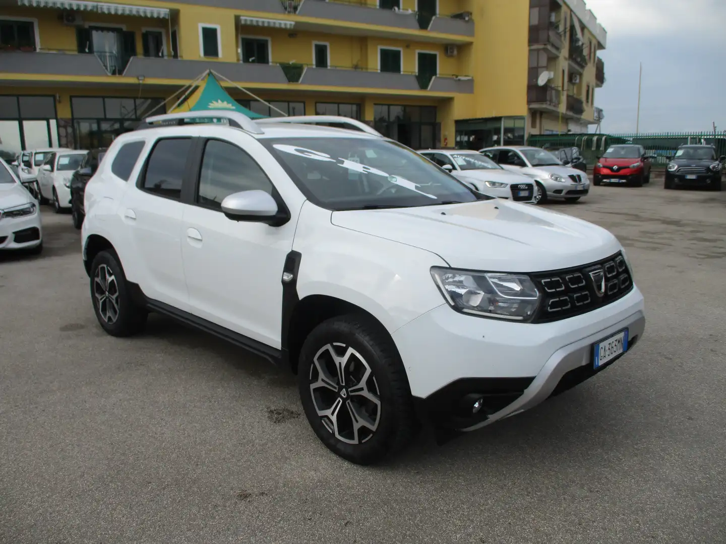 Dacia Duster 1.0 TCE PRESTIGE 100CV GPL DI SERIE NAVI/PDC/KM CE Bianco - 1