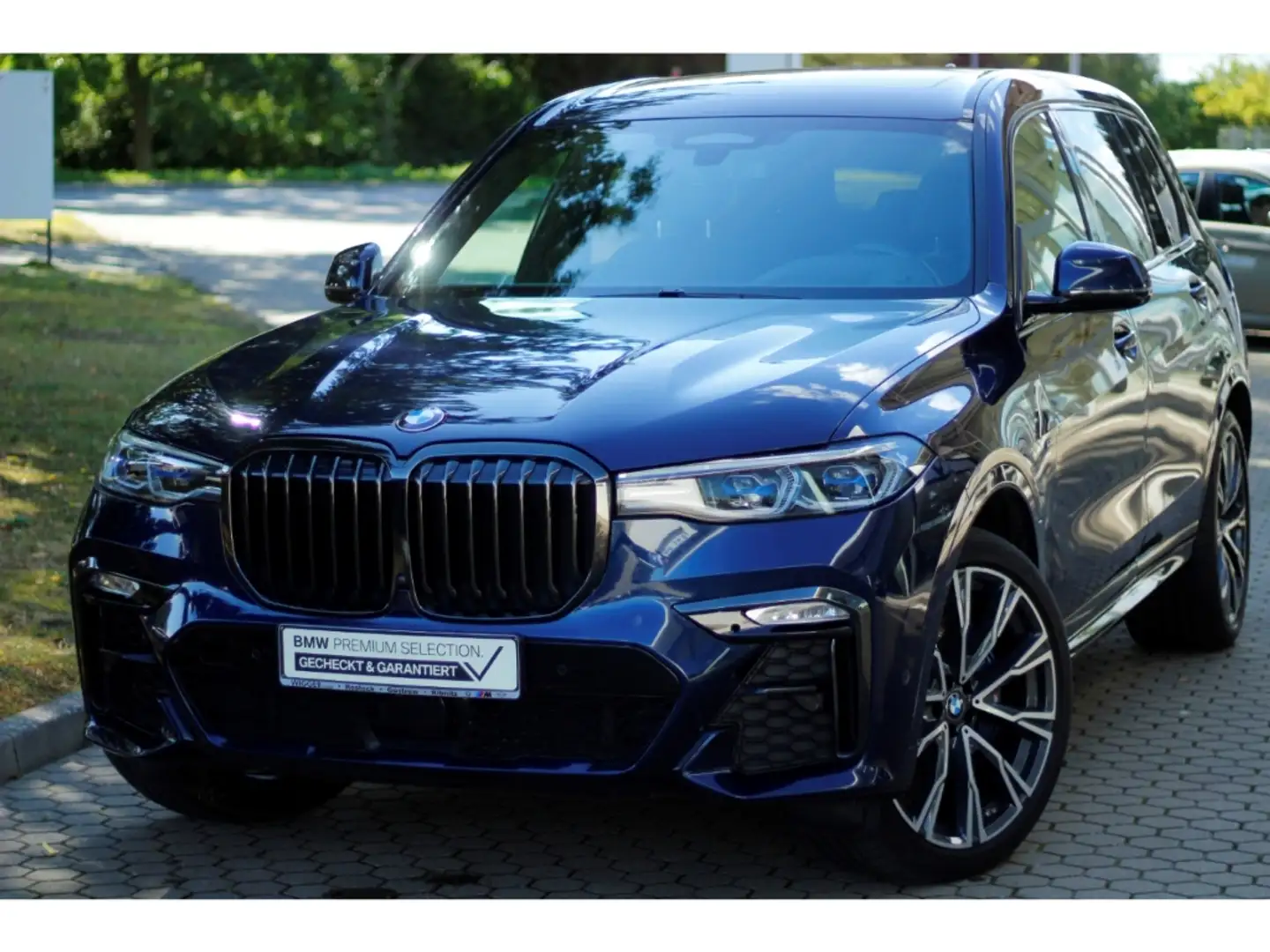 BMW X7 i/HUD/Standheizung/elektr. Panoramadach Blue - 2