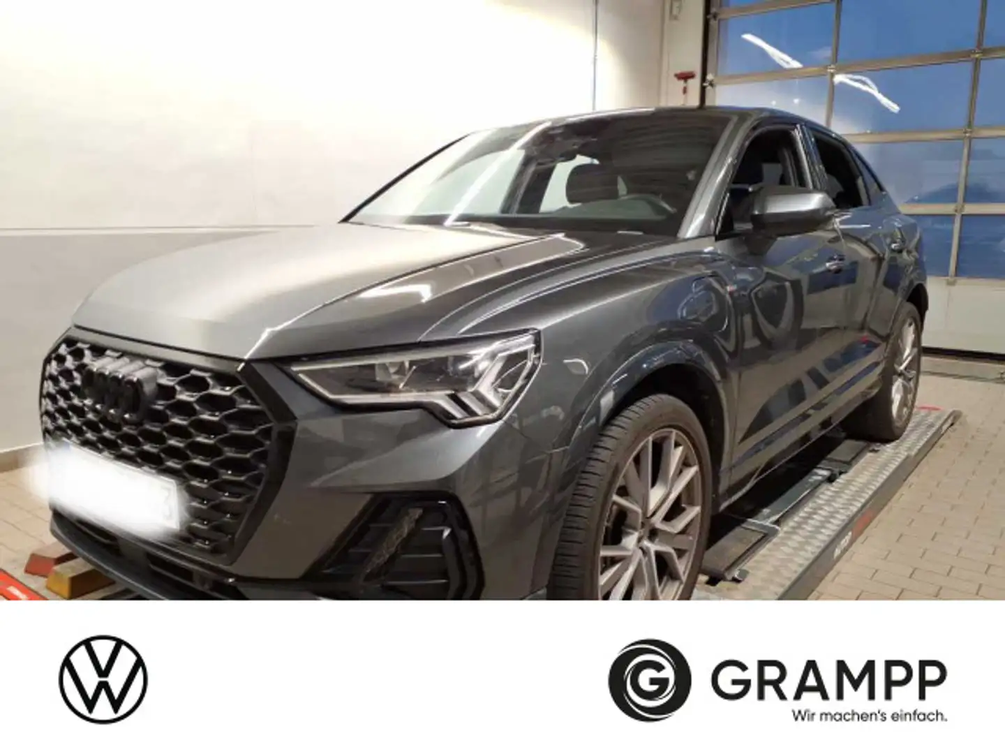 Audi Q3 45 TFSI e S line S-tronic +AHK+360° Grau - 1