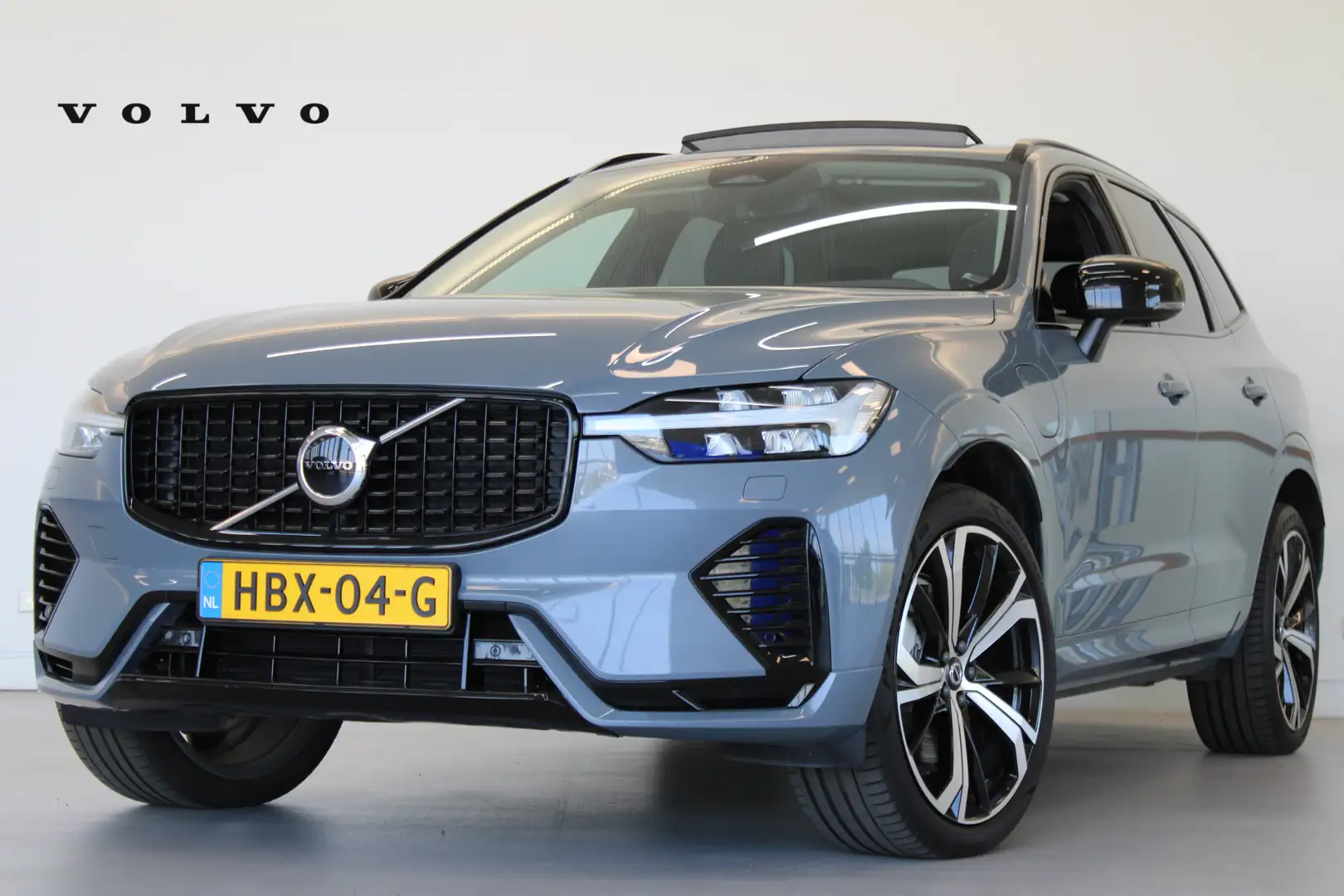 Volvo XC60 T6 350PK AWD Plus Dark | Trekhaak | Gelamineerd Gl Gris - 1