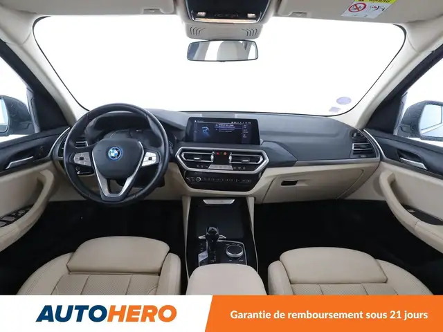 BMW X3 view 12