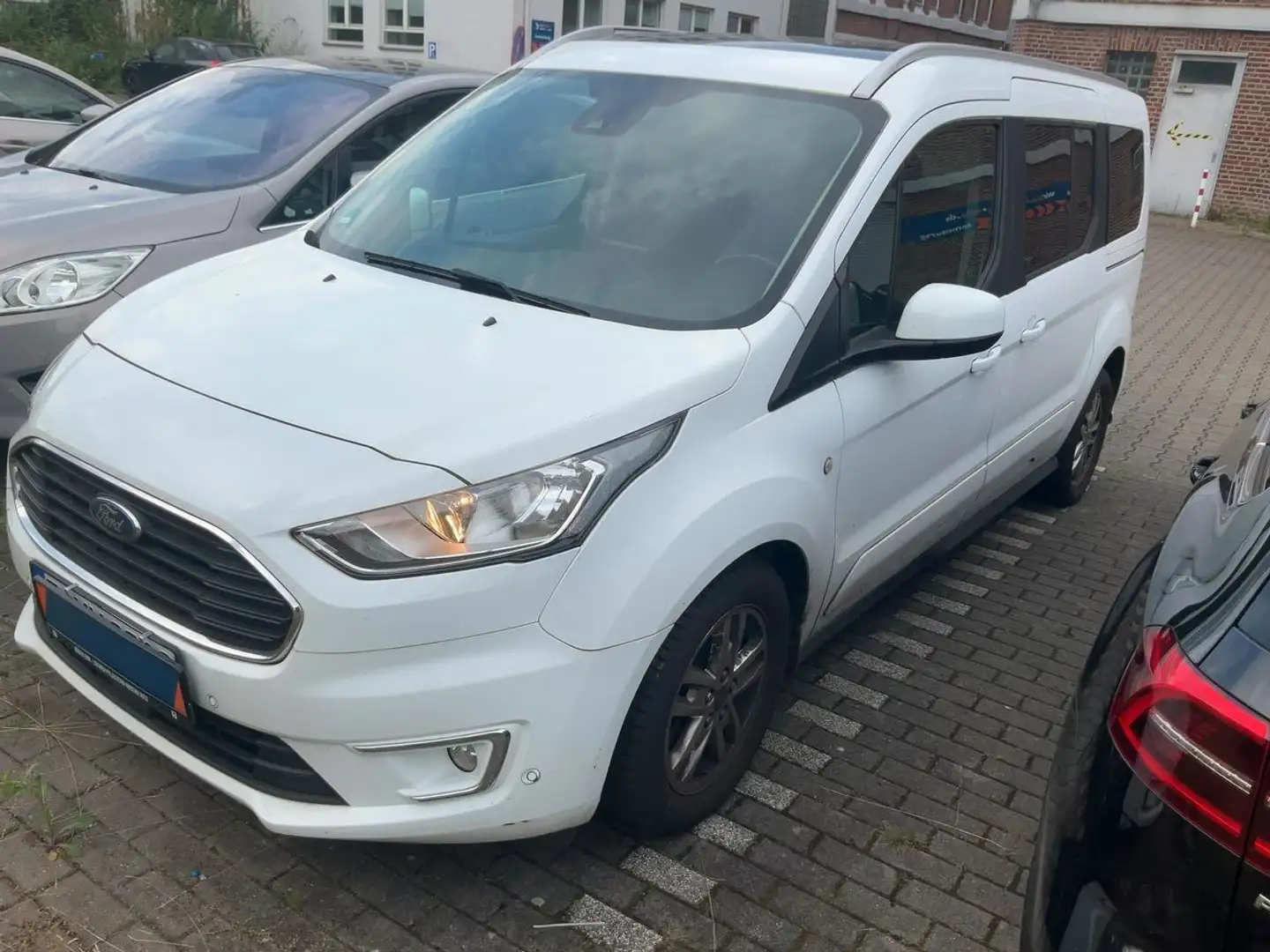 Ford Grand Tourneo Connect Titanium*7SITZER*PANO*KLIM Blanc - 1