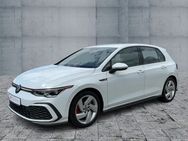 Volkswagen Golf view 2