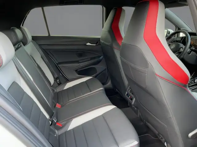 Volkswagen Golf view 13