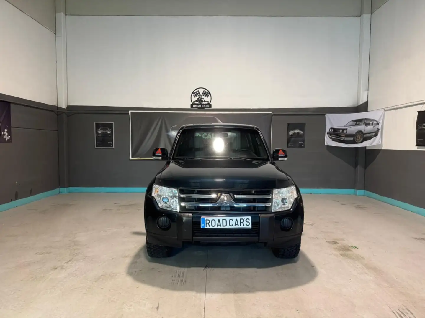 Mitsubishi Montero 3.2DI-D Motion Verde - 2