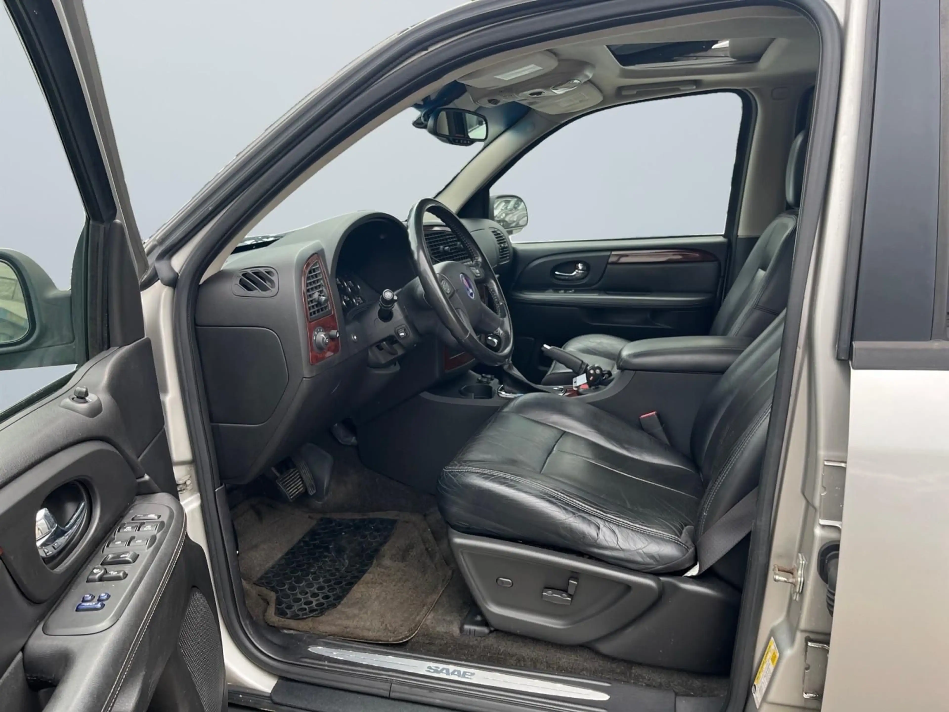 Saab 9-7X /4X4/AUTOMATIK/KAM/S-DACH/XENON/AHK/ — photo 14