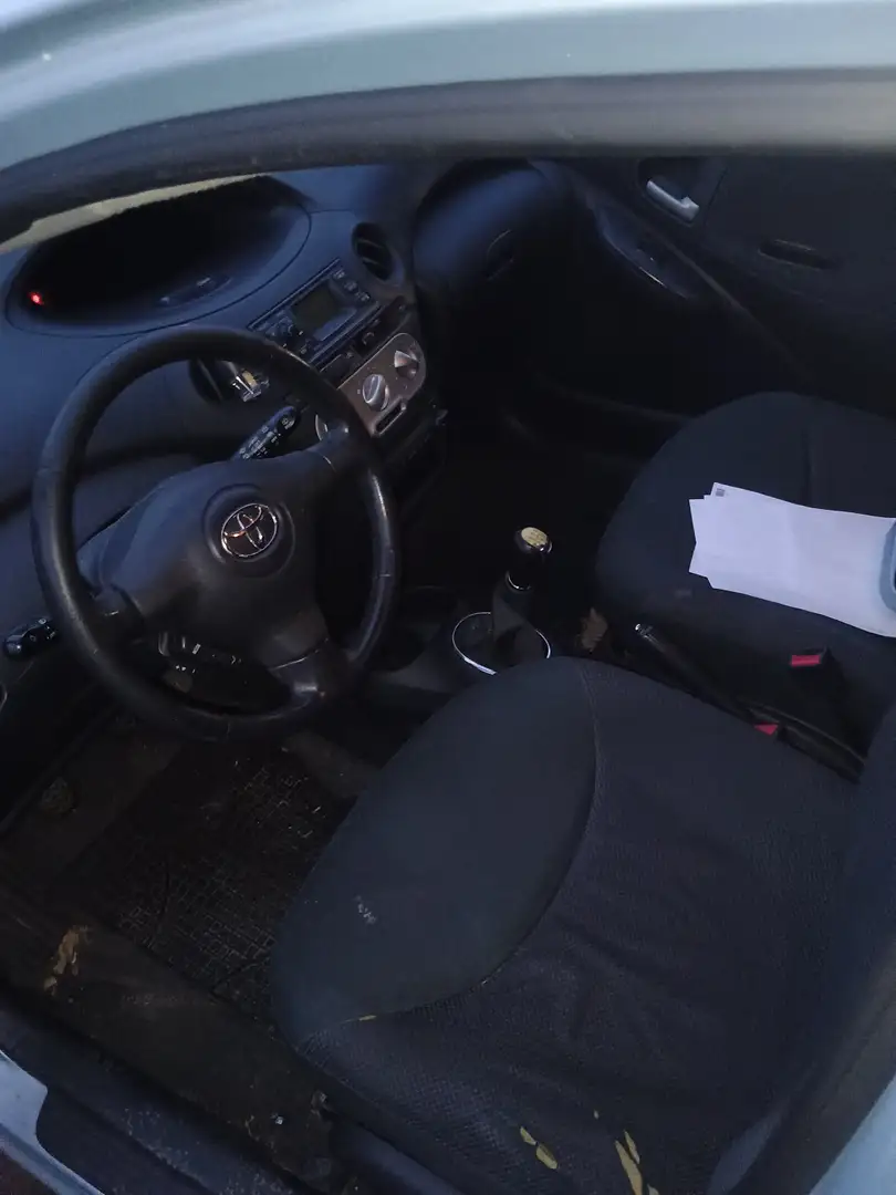 Toyota Yaris Yaris 5p 1.0 Sol Grigio - 2