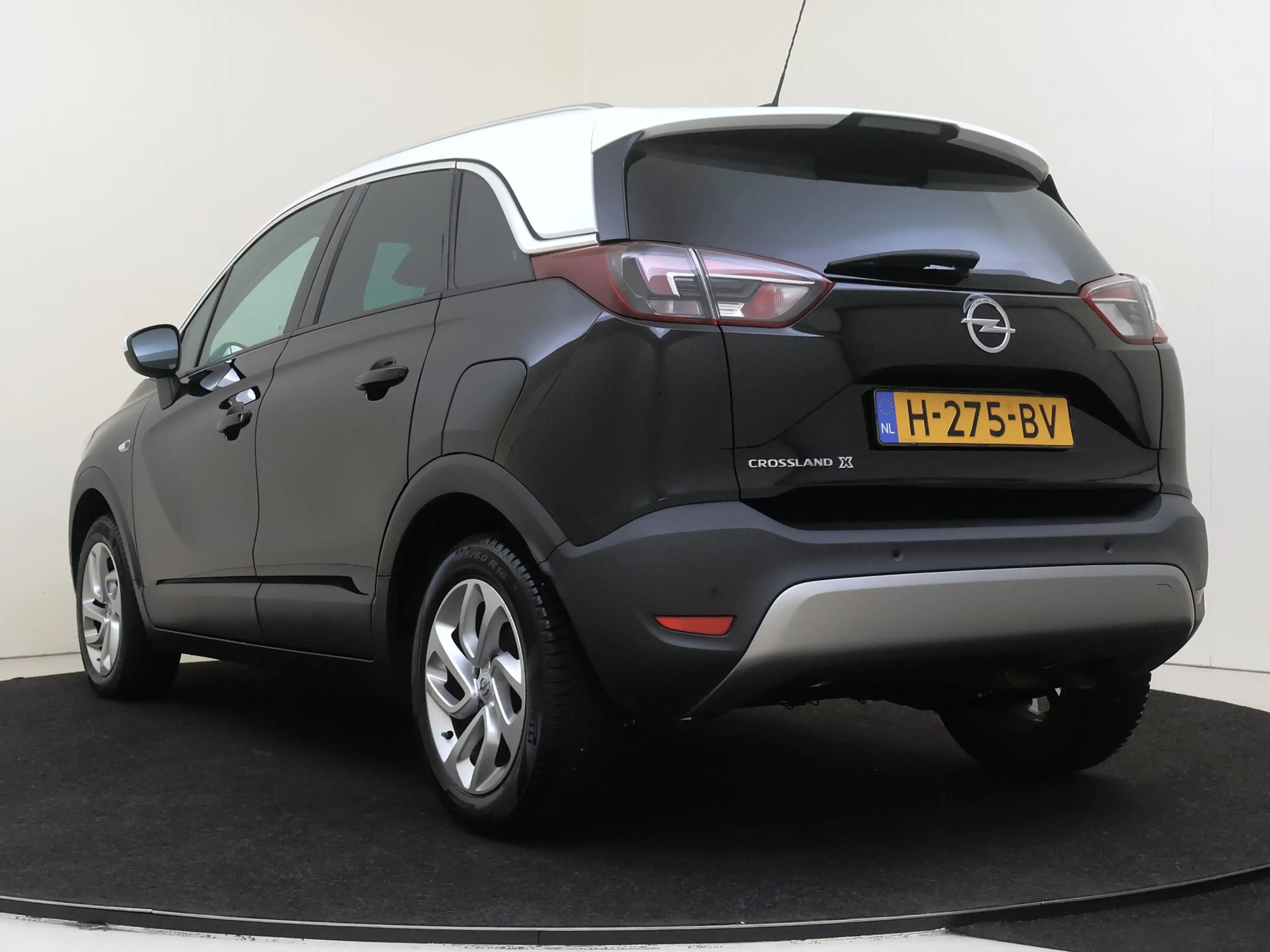 Opel Crossland X 1.2 Turbo Innovation — photo 4