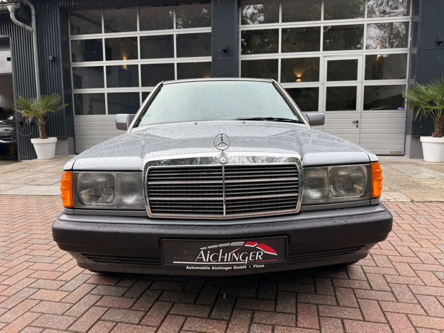 Mercedes-Benz 190 E 2.0 Automatik 2.Hand H-Zulassung Tüv Neu Grau - 2
