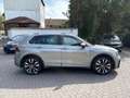 Volkswagen Tiguan 2.0 TDI DSG R-Line4Motion/°360/HUD/PANO Silber - thumbnail 2