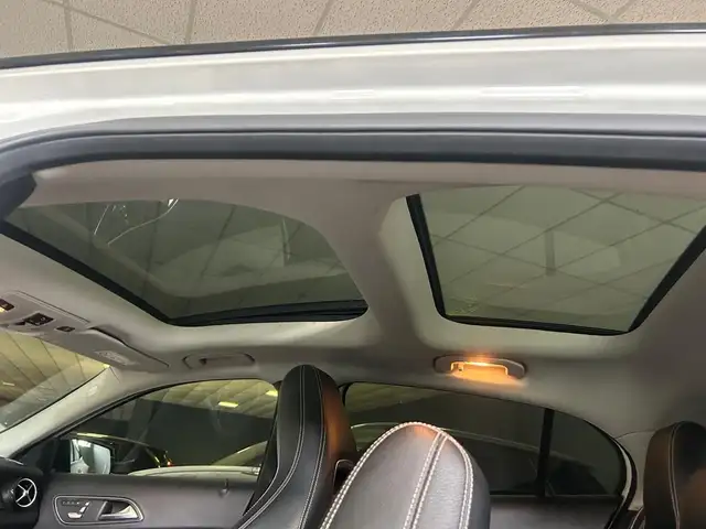 Mercedes-Benz GLA view 8